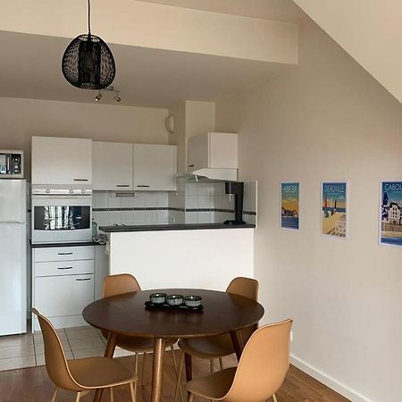 Nice 41 M With Balcony Near The Beach Довиль Экстерьер фото